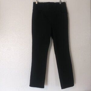 Gloria Vanderbilt Women's size 14 Amanda black pull on pants